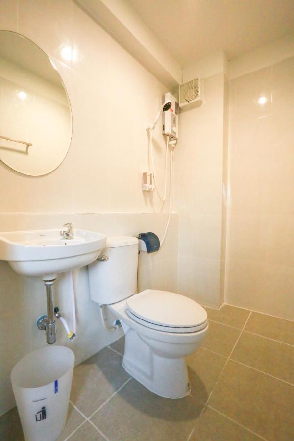 Хостел Interest Poshtel Бангкок Екстер'єр фото