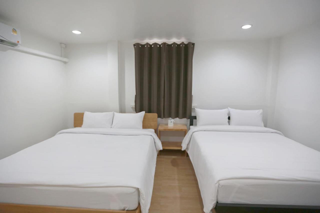 Хостел Interest Poshtel Бангкок Екстер'єр фото