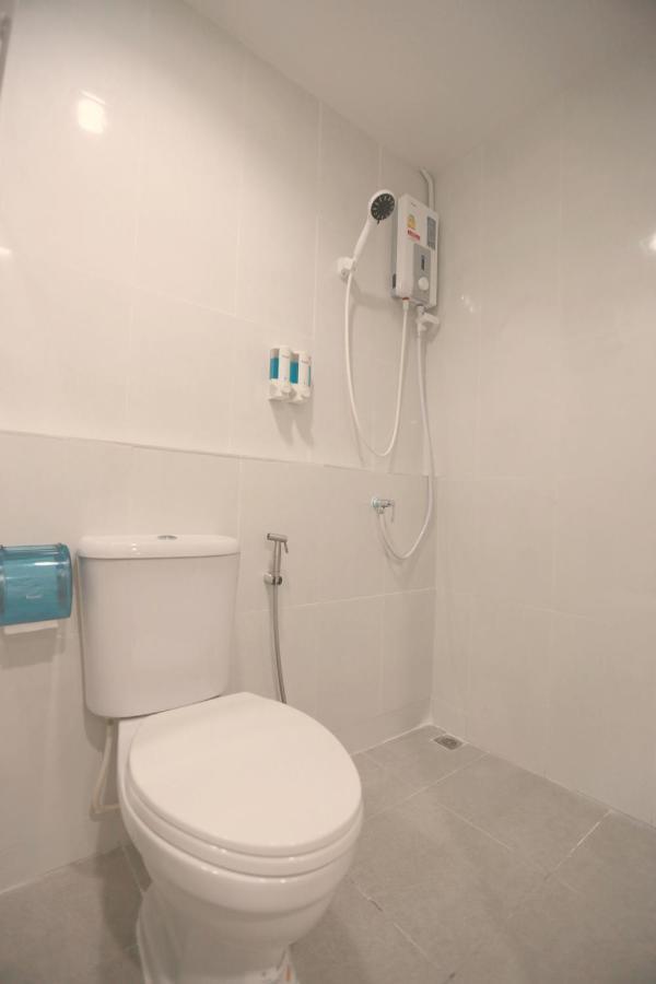 Хостел Interest Poshtel Бангкок Екстер'єр фото